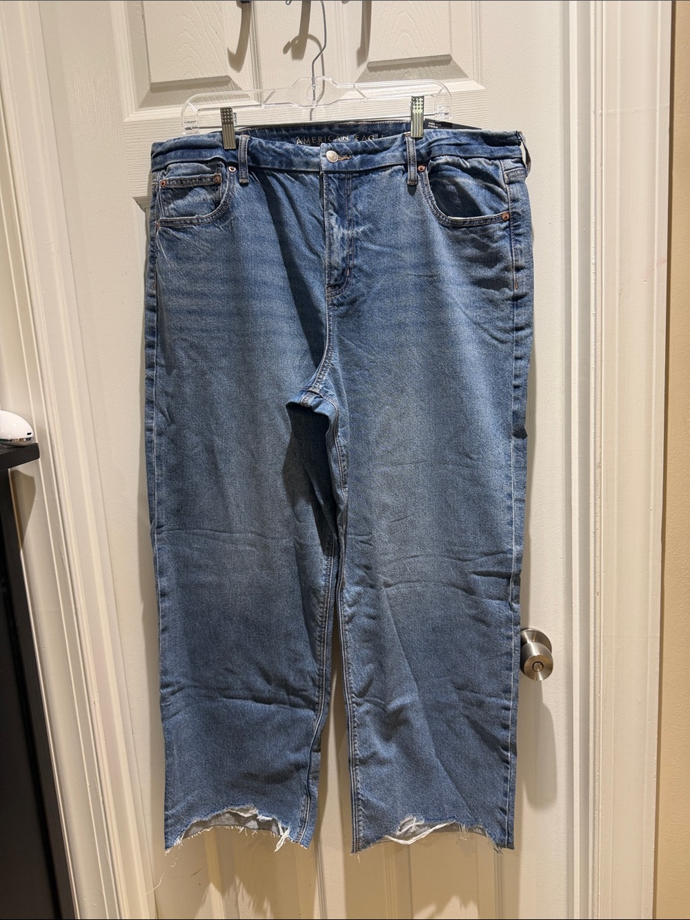 American Eagle Outfitters curvy Stovepipe Jeans with Raw Hem